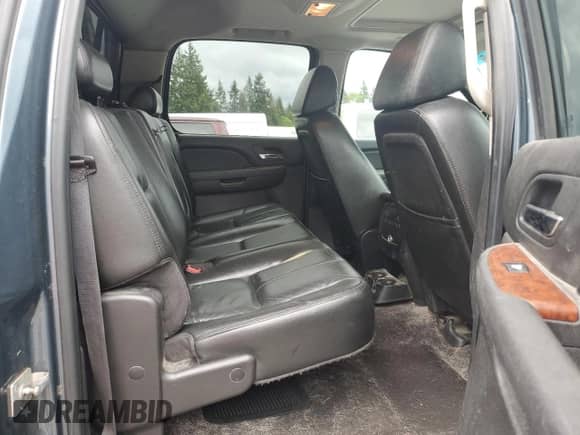 2007 Chevrolet Silverado 2500HD 1LT с VIN 1GCHK23677F511348, выставлен на аукционе Copart как лот 57628665 с пробегом 213 517 миль миль и Списание • Salvage title. История ставок и продаж доступна на DreamBid. Изображение 10.