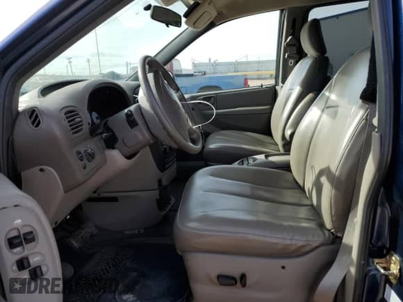 2003 Dodge Caravan EX z VIN 2D4GP74LX3R135622, wystawiony jako Copart lot #85555174 z przebiegiem 106 879 mil mil oraz Szkoda całkowita • Salvage title. Historia ofert i sprzedaży dostępna na DreamBid. Obrazek 7.