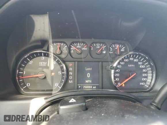 2014 Chevrolet Silverado 1500 Work Truck z VIN 1GCRCPEC3EZ336285, wystawiony jako Copart lot #57048905 z przebiegiem 258 004 mil mil oraz Szkoda całkowita • Salvage title. Historia ofert i sprzedaży dostępna na DreamBid. Obrazek 9.