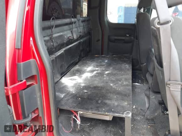 2012 Chevrolet Silverado 1500 LS with VIN 1GCRKREA4CZ318646, listed as a IAAI auction lot 43508338 with 257,336 mi miles and . Bid and sale history available at DreamBid. Image 8.