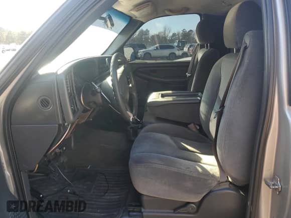 2006 GMC Sierra 1500 SLE с VIN 1GTEC14T96Z111142, выставлен на аукционе Copart как лот 84715684 с пробегом 263 982 миль миль и Списание • Salvage title. История ставок и продаж доступна на DreamBid. Изображение 7.