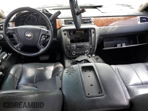 2007 Chevrolet Avalanche 3LT with VIN 3GNEC12007G308377, listed as a Copart auction lot 71046745 with Not provided miles and Non repairable. Bid and sale history available at DreamBid. Image 8.