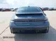 2024 Hyundai Ioniq 6 SE z VIN KMHM24AA6RA070518, wystawiony jako IAAI lot #42418921 z przebiegiem 9 971 mil mil oraz . Historia ofert i sprzedaży dostępna na DreamBid. Obrazek 16.