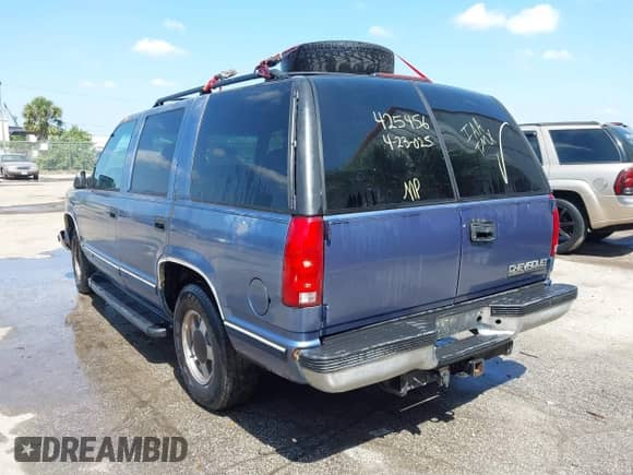 1999 Chevrolet Tahoe с VIN 1GNEC13R6XJ425456, выставлен на аукционе IAAI как лот 42121257 с пробегом 224 932 миль миль и . История ставок и продаж доступна на DreamBid. Изображение 3.
