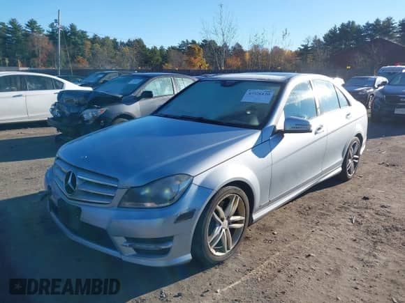 2013 Mercedes-Benz C 300 Sport with VIN WDDGF8AB0DR260336, listed as a IAAI auction lot 43526120 with 115,887 mi miles and . Bid and sale history available at DreamBid. Image 2.