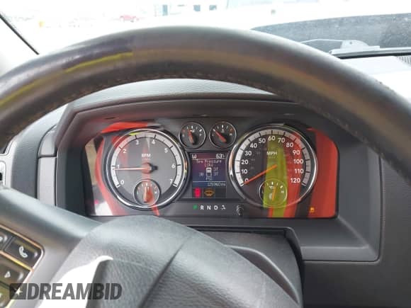 2012 Ram 1500 Laramie z VIN 1C6RD7JTXCS210179, wystawiony jako IAAI lot #41706422 z przebiegiem 125 960 mil mil oraz . Historia ofert i sprzedaży dostępna na DreamBid. Obrazek 7.