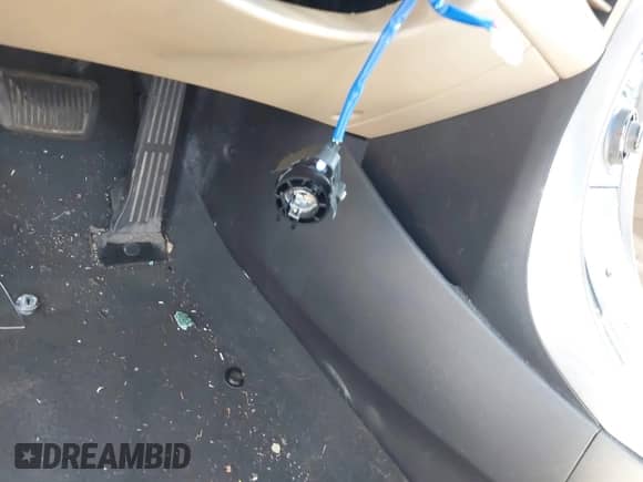 2013 Hyundai Elantra GLS с VIN 5NPDH4AE0DH317619, выставлен на аукционе IAAI как лот 42881047 с пробегом 132 353 миль миль и . История ставок и продаж доступна на DreamBid. Изображение 14.