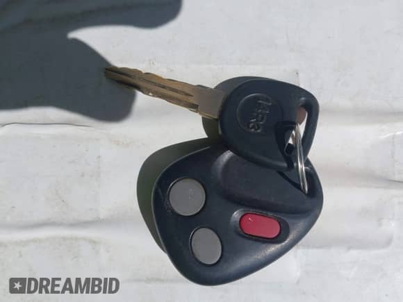 2006 Chevrolet Suburban LS z VIN 3GNGK26U46G208683, wystawiony jako IAAI lot #42730649 z przebiegiem 229 255 mil mil oraz . Historia ofert i sprzedaży dostępna na DreamBid. Obrazek 11.