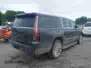 2016 Cadillac Escalade ESV Platinum с VIN 1GYS4KKJ1GR104298, выставлен на аукционе IAAI как лот 42347329 с пробегом 140 059 миль миль и . История ставок и продаж доступна на DreamBid. Изображение 4.