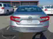 2019 Honda Accord EX-L z VIN 1HGCV1F56KA002681, wystawiony jako IAAI lot #43129042 z przebiegiem 74 519 mil mil oraz . Historia ofert i sprzedaży dostępna na DreamBid. Obrazek 17.