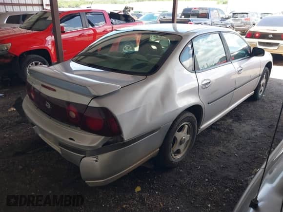 2000 Chevrolet Impala LS z VIN 2G1WH55K7Y9103274, wystawiony jako IAAI lot #42509513 z przebiegiem 129 978 mil mil oraz . Historia ofert i sprzedaży dostępna na DreamBid. Obrazek 4.