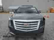 2017 Cadillac Escalade ESV Premium Luxury с VIN 1GYS4JKJ8HR166339, выставлен на аукционе Copart как лот 84727005 с пробегом 74 890 миль миль и Списание • Salvage title. История ставок и продаж доступна на DreamBid. Изображение 5.