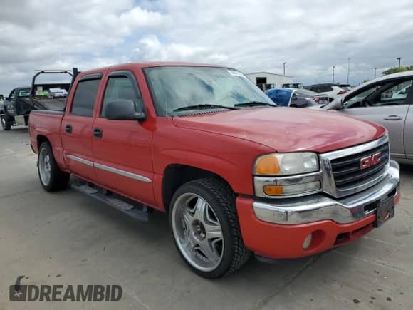 2005 GMC Sierra 1500 SLT z VIN 2GTEC13T351177047, wystawiony jako Copart lot #53577335 z przebiegiem 77 932 mil mil oraz Szkoda całkowita • Salvage title. Historia ofert i sprzedaży dostępna na DreamBid. Obrazek 4.