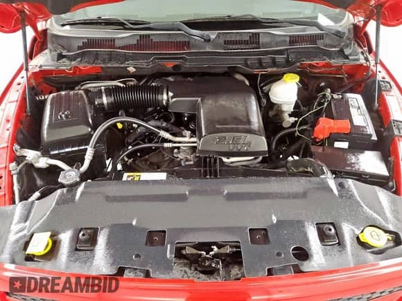 2018 Ram 1500 Tradesman z VIN 1C6RR6KG4JS295207, wystawiony jako Copart lot #83792795 z przebiegiem 66 354 mil mil oraz Czysty tytuł • Clean title. Historia ofert i sprzedaży dostępna na DreamBid. Obrazek 9.