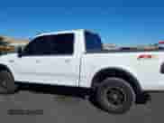 2003 Ford F-150 XLT z VIN 1FTRW08L83KB68708, wystawiony jako IAAI lot #43352025 z przebiegiem Nie podano mil oraz . Historia ofert i sprzedaży dostępna na DreamBid. Obrazek 14.