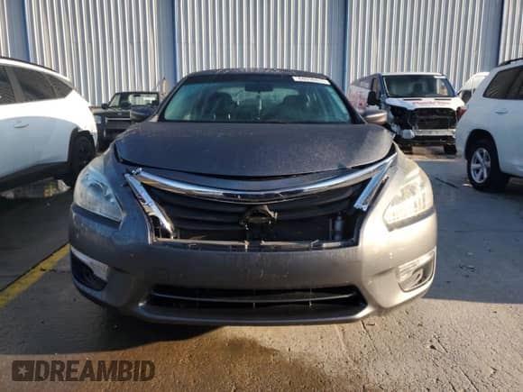 2015 Nissan Altima SV с VIN 1N4AL3AP8FC208066, выставлен на аукционе Copart как лот 84038415 с пробегом 133 415 миль миль и На запчасти • Non repairable. История ставок и продаж доступна на DreamBid. Изображение 5.