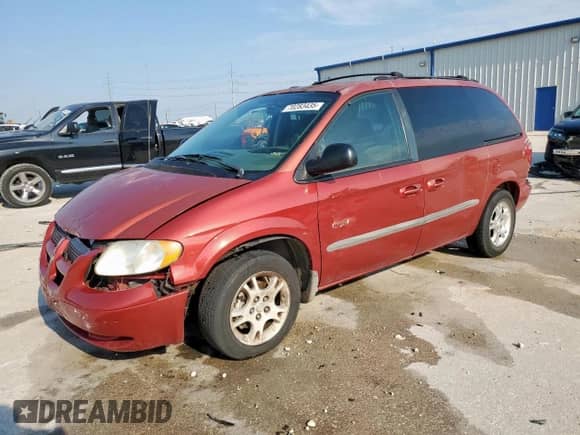 2004 Dodge Caravan SXT with VIN 1D4GP45R84B576599, listed as a Copart auction lot 70283435 with 207,147 mi miles and Clean title. Bid and sale history available at DreamBid. Image 1.