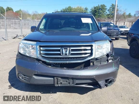 2014 Honda Pilot EX-L with VIN 5FNYF4H71EB025413, listed as a IAAI auction lot 42134357 with 145,865 mi miles and . Bid and sale history available at DreamBid. Image 12.