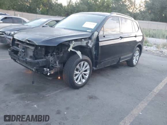 2019 Volkswagen Tiguan S z VIN 3VV1B7AX4KM196397, wystawiony jako IAAI lot #43199338 z przebiegiem 85 221 mil mil oraz . Historia ofert i sprzedaży dostępna na DreamBid. Obrazek 2.