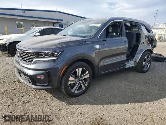 2022 Kia Sorento SX Prestige with VIN KNDRMDLH5N5115918, listed as a Copart auction lot 85520074 with 37,606 mi miles and Salvage title. Bid and sale history available at DreamBid. Image 1.