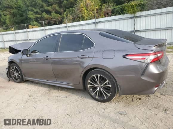 2018 Toyota Camry SE с VIN 4T1B11HK0JU537832, выставлен на аукционе Copart как лот 83764795 с пробегом 71 092 миль миль и Списание • Salvage title. История ставок и продаж доступна на DreamBid. Изображение 2.