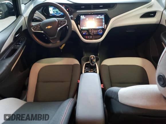 2017 Chevrolet Bolt EV LT z VIN 1G1FW6S01H4149281, wystawiony jako Copart lot #70095203 z przebiegiem 95 299 mil mil oraz . Historia ofert i sprzedaży dostępna na DreamBid. Obrazek 8.