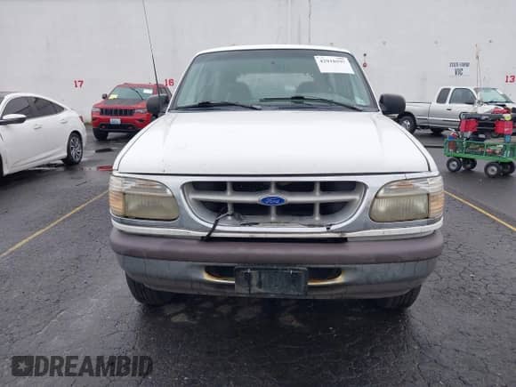 1997 Ford Explorer Eddie Bauer with VIN 1FMCU24X4VUD28893, listed as a IAAI auction lot 42918597 with 166,346 mi miles and . Bid and sale history available at DreamBid. Image 6.