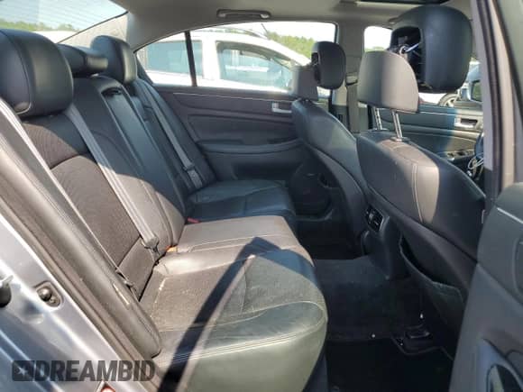 2013 Hyundai Genesis R-Spec z VIN KMHGC4DHXDU255679, wystawiony jako Copart lot #59113824 z przebiegiem 127 663 mil mil oraz Szkoda całkowita • Salvage title. Historia ofert i sprzedaży dostępna na DreamBid. Obrazek 10.