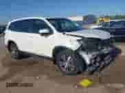 2017 Honda Pilot EX-L z VIN 5FNYF5H89HB018518, wystawiony jako IAAI lot #41983800 z przebiegiem 161 622 mil mil oraz . Historia ofert i sprzedaży dostępna na DreamBid. Obrazek 1.