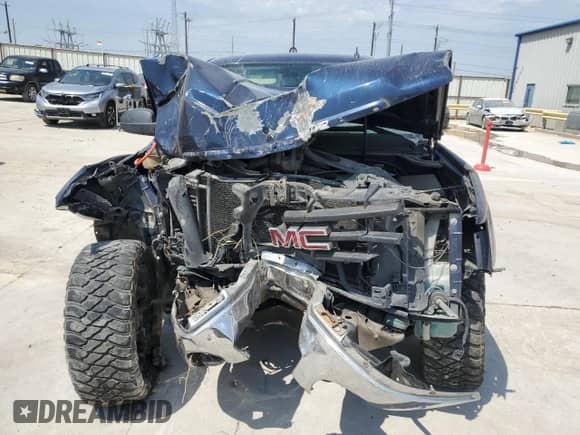 2010 GMC Sierra 1500 SL z VIN 3GTRCUEA8AG184012, wystawiony jako Copart lot #68504844 z przebiegiem Nie podano mil oraz Szkoda całkowita • Salvage title. Historia ofert i sprzedaży dostępna na DreamBid. Obrazek 5.