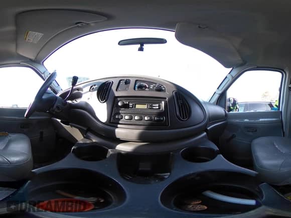 2006 Ford Econoline Cargo z VIN 1FTNE24WX6HB18195, wystawiony jako IAAI lot #41365791 z przebiegiem 127 759 mil mil oraz . Historia ofert i sprzedaży dostępna na DreamBid. Obrazek 18.