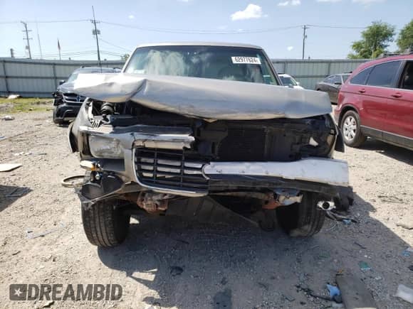 2000 Cadillac Escalade z VIN 1GYEK13R7YR128401, wystawiony jako Copart lot #46227845 z przebiegiem 110 194 mil mil oraz Nie do naprawy • Non repairable. Historia ofert i sprzedaży dostępna na DreamBid. Obrazek 5.