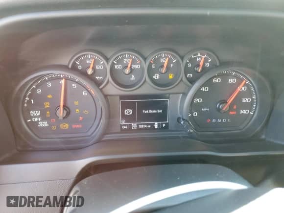 2022 Chevrolet Silverado 1500 Custom Trail Boss z VIN 1GCPYCEK7NZ184357, wystawiony jako Copart lot #46515395 z przebiegiem 18 814 mil mil oraz Szkoda całkowita • Salvage title. Historia ofert i sprzedaży dostępna na DreamBid. Obrazek 9.