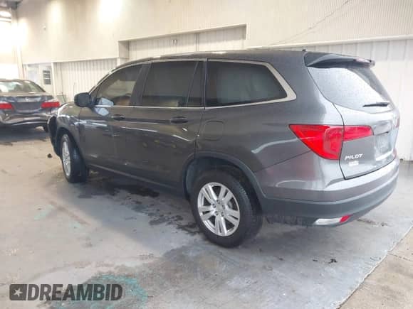 2017 Honda Pilot LX z VIN 5FNYF5H13HB012751, wystawiony jako IAAI lot #43380098 z przebiegiem 90 539 mil mil oraz . Historia ofert i sprzedaży dostępna na DreamBid. Obrazek 3.