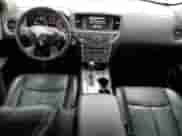 2020 Nissan Pathfinder SL z VIN 5N1DR2CN1LC597538, wystawiony jako Copart lot #85863855 z przebiegiem 133 799 mil mil oraz Szkoda całkowita • Salvage title. Historia ofert i sprzedaży dostępna na DreamBid. Obrazek 8.