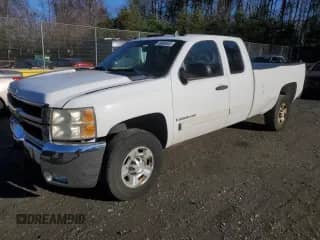 2007 Chevrolet Silverado 2500HD Work Truck с VIN 1GCHC29K87E596255, выставлен на аукционе Copart как лот 49998545 с пробегом 229 998 миль миль и Списание • Salvage title. История ставок и продаж доступна на DreamBid. Изображение 1.