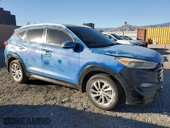 2016 Hyundai Tucson Sport with VIN KM8J33A21GU165406, listed as a Copart auction lot 90380825 with 110,544 mi miles and Clean title. Bid and sale history available at DreamBid. Image 4.