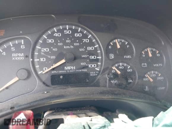 2002 Chevrolet Suburban LT z VIN 3GNGC26U92G314585, wystawiony jako IAAI lot #41859042 z przebiegiem Nie podano mil oraz . Historia ofert i sprzedaży dostępna na DreamBid. Obrazek 7.