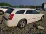 2008 Dodge Magnum SXT with VIN 2D4FV37V68H242364, listed as a Copart auction lot 67796624 with 232,497 mi miles and Salvage title. Bid and sale history available at DreamBid. Image 3.