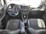 2018 Chevrolet Trax LT z VIN KL7CJLSB8JB689489, wystawiony jako Copart lot #69672835 z przebiegiem 134 575 mil mil oraz Szkoda całkowita • Salvage title. Historia ofert i sprzedaży dostępna na DreamBid. Obrazek 8.