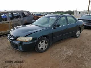 1999 Honda Accord EX with VIN JHMCG5659XC051318, listed as a Copart auction lot 58793685 with 328,768 mi miles and Salvage title. Bid and sale history available at DreamBid. Image 1.