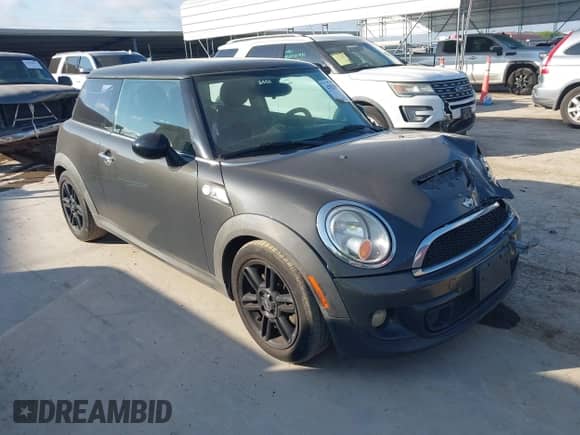 2013 MINI Hardtop S with VIN WMWSV3C54DT393473, listed as a IAAI auction lot 42925892 with 164,418 mi miles and . Bid and sale history available at DreamBid. Image 1.