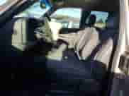 2006 Chevrolet Silverado 1500 LS z VIN 1GCEC19X66Z116391, wystawiony jako Copart lot #84517514 z przebiegiem 261 898 mil mil oraz Szkoda całkowita • Salvage title. Historia ofert i sprzedaży dostępna na DreamBid. Obrazek 7.