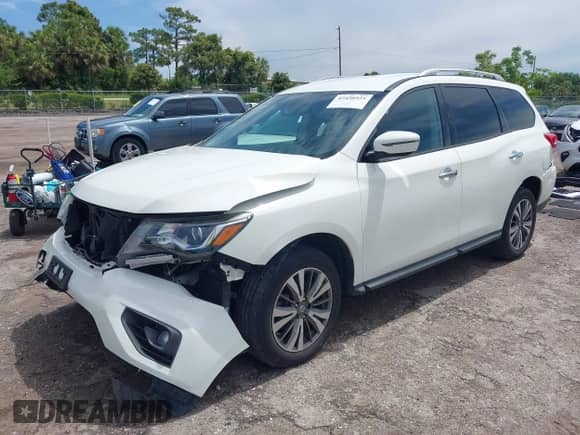 2017 Nissan Pathfinder SL z VIN 5N1DR2MM9HC646272, wystawiony jako IAAI lot #42458925 z przebiegiem 170 085 mil mil oraz . Historia ofert i sprzedaży dostępna na DreamBid. Obrazek 18.
