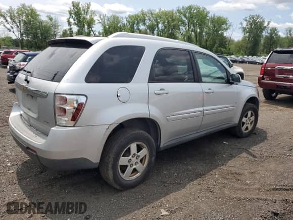 2009 Chevrolet Equinox 1LT z VIN 2CNDL43F196206279, wystawiony jako Copart lot #58901455 z przebiegiem 190 128 mil mil oraz Szkoda całkowita • Salvage title. Historia ofert i sprzedaży dostępna na DreamBid. Obrazek 3.