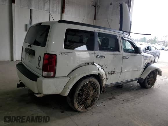 2009 Dodge Nitro SXT с VIN 1D8GU28K29W537808, выставлен на аукционе Copart как лот 79430014 с пробегом Не указан миль и Списание • Salvage title. История ставок и продаж доступна на DreamBid. Изображение 3.