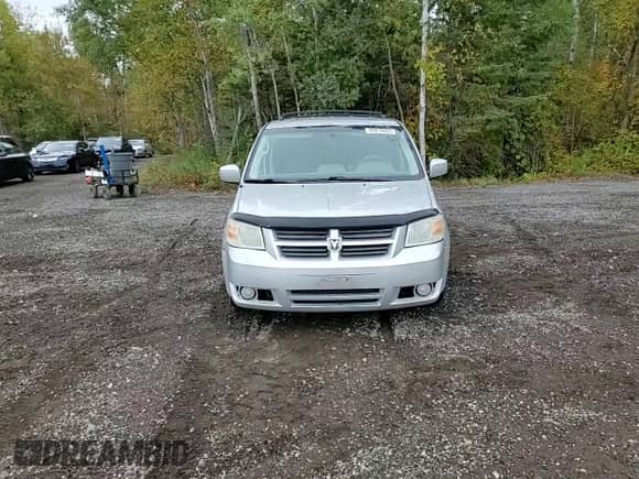 2009 Dodge Grand Caravan SE with VIN 2D8HN44E79R587352, listed as a Copart auction lot 85818865 with 430,185 mi miles and Clean title. Bid and sale history available at DreamBid. Image 15.