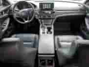 2018 Honda Accord EX-L z VIN 1HGCV1F53JA087770, wystawiony jako Copart lot #85873705 z przebiegiem 110 064 mil mil oraz Szkoda całkowita • Salvage title. Historia ofert i sprzedaży dostępna na DreamBid. Obrazek 8.