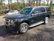 2015 Chevrolet Tahoe LT z VIN 1GNSKBKC8FR547518, wystawiony jako IAAI lot #43544283 z przebiegiem 295 964 mil mil oraz . Historia ofert i sprzedaży dostępna na DreamBid. Obrazek 18.