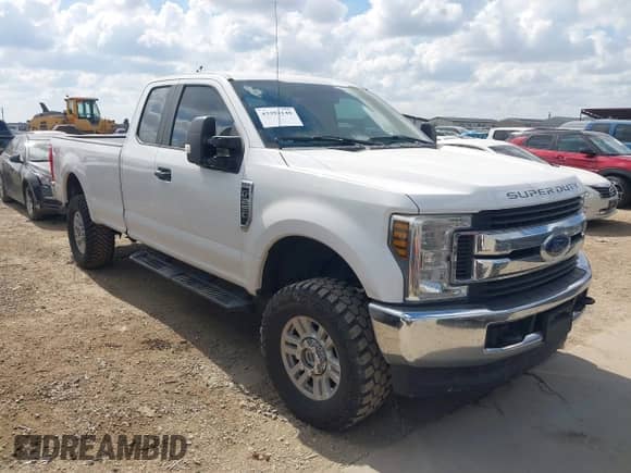 2019 Ford F-250 XL с VIN 1FD7X2B63KEC55900, выставлен на аукционе IAAI как лот 43393148 с пробегом 193 310 миль миль и . История ставок и продаж доступна на DreamBid. Изображение 1.